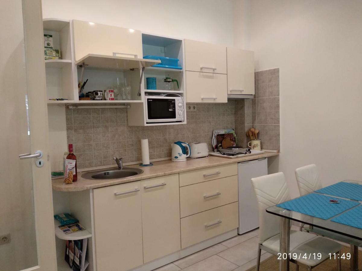 Lara Apartman بودابست المظهر الخارجي الصورة