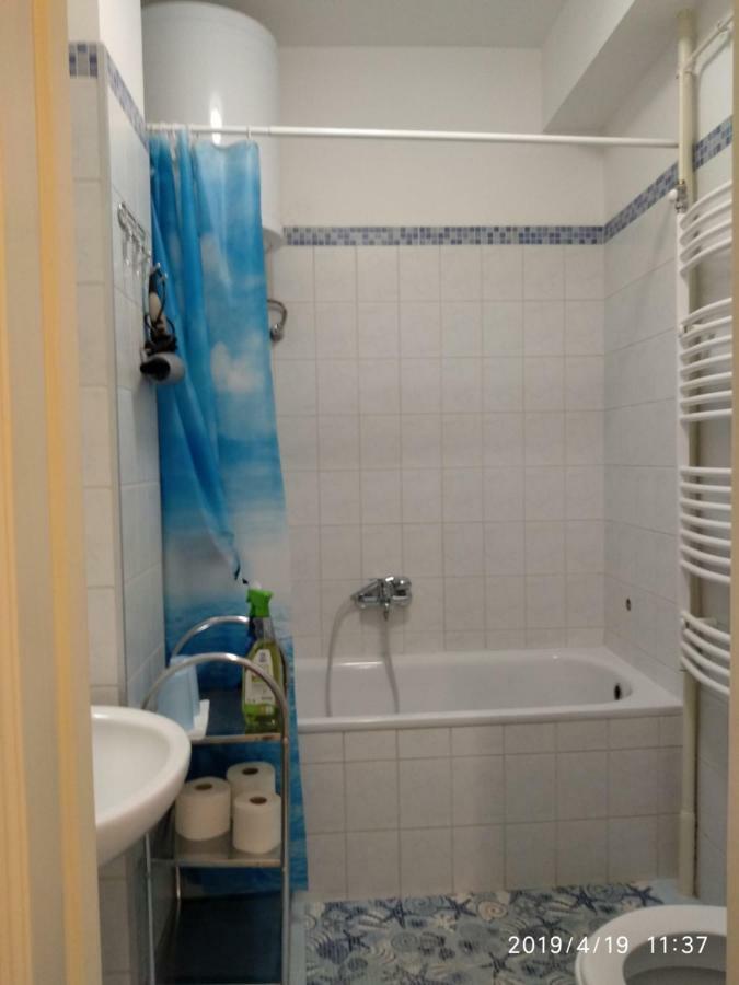 Lara Apartman بودابست المظهر الخارجي الصورة